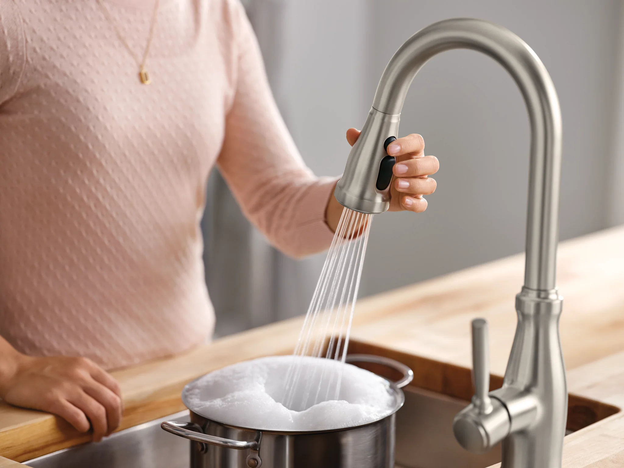 Stableton One-handle High Arc Pulldown Kitchen Faucet - Image 10