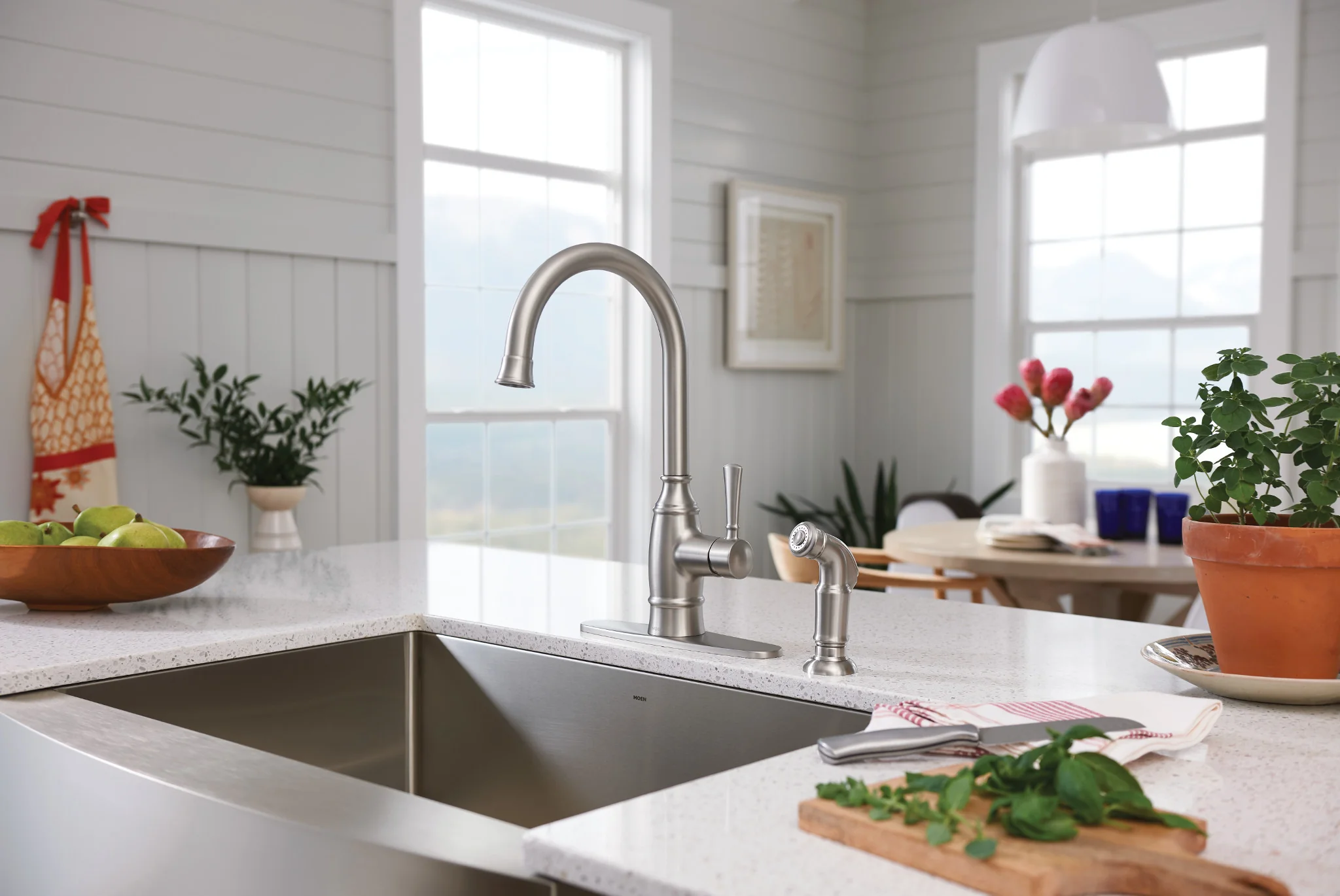 Noell One-Handle Kitchen Faucet - Image 8
