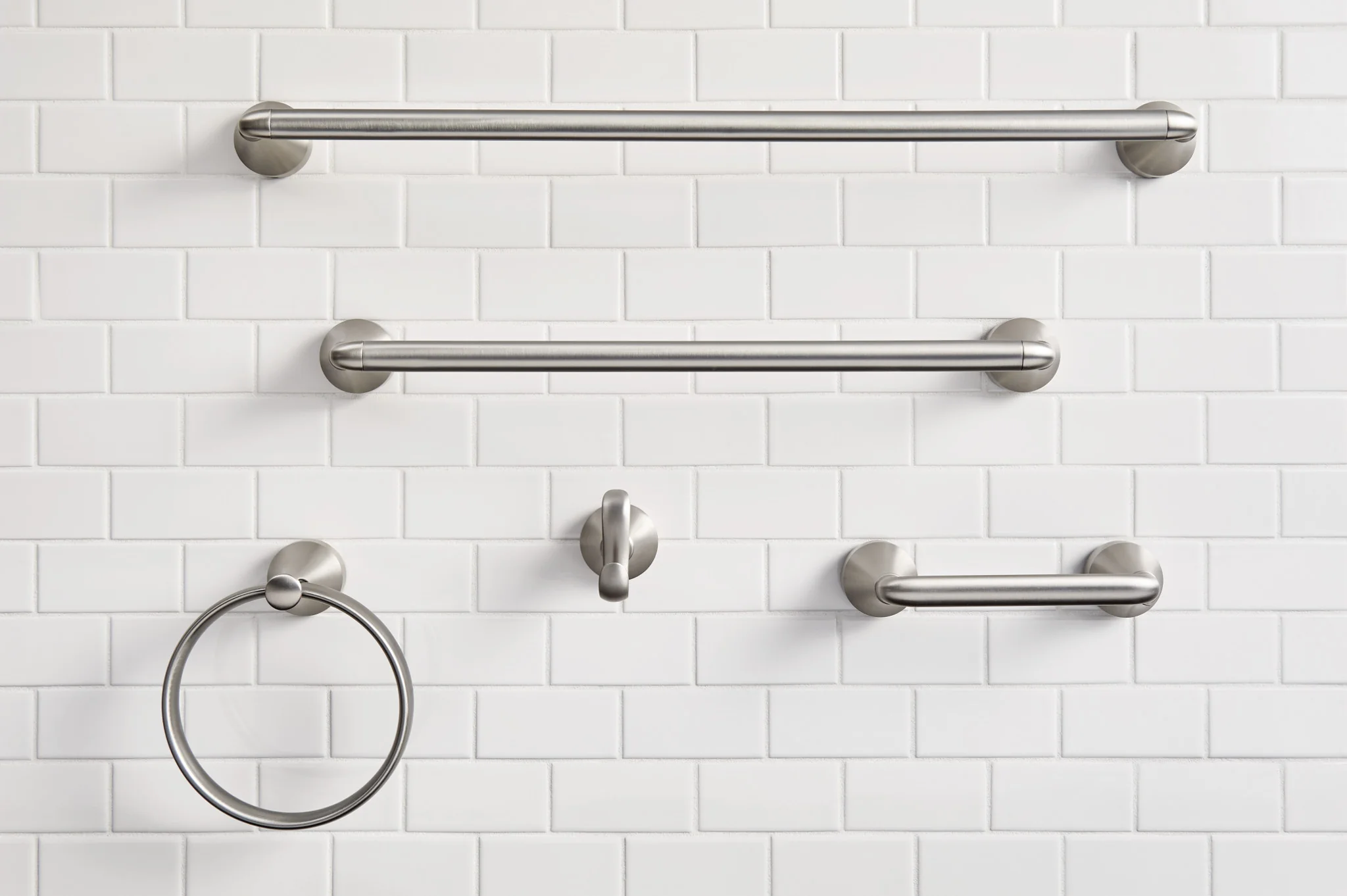 Hamden Spot resist brushed nickel 24" towel bar - Image 4