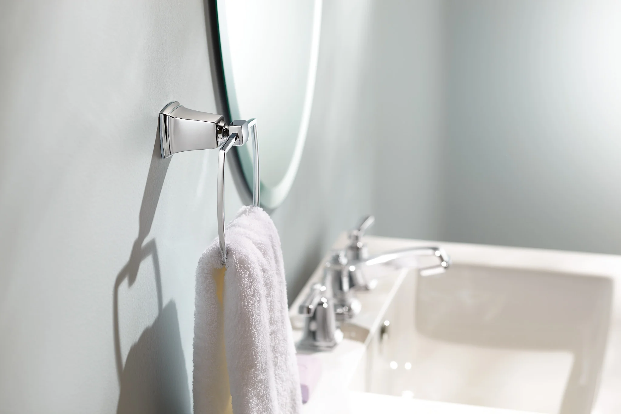 Kingsley Towel Ring - Image 8