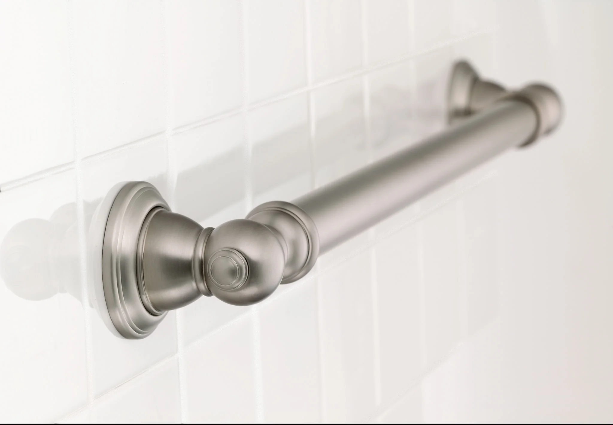 Kingsley 36" Designer Grab Bar - Image 4